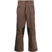 a-cold-wall* pantalon droit à poches cargo - marron