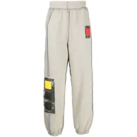 a-cold-wall* pantalon de jogging à patch brodé - gris