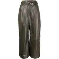 altuzarra pantalon en cuir albany à coupe courte - gris