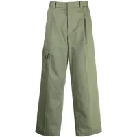 oamc pantalon cargo à plis marqués - vert