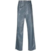 nanushka pantalon droit aric en cuir artificiel - bleu