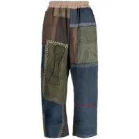 by walid pantalon gerald ample à design patchwork - marron