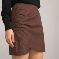mini-jupe avec drapé asymétrique à carreaux