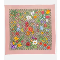 gucci foulard gg flora en soie à fleurs