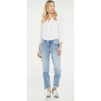 margot girlfriend jeans premium denim bleu clair (petite) | quinta