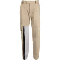 a-cold-wall* pantalon à poches cargo - tons neutres