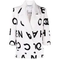 chanel pre-owned veste croisée à logo imprimé (années 1990) - blanc