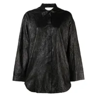 by malene birger chemise en cuir embossé - noir