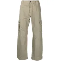 c.p. company pantalon droit en coton à poches cargo - vert