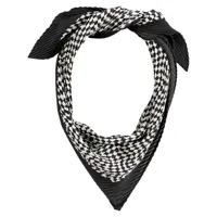 foulard forme losange plissé imprimé damier